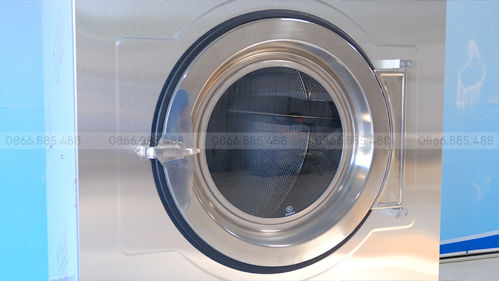 Vật liệu inox 304 và hệ thống biến tần chất lượng cao giúp máy có tuổi thọ lên đến 10-15 năm, ít hỏng hóc
